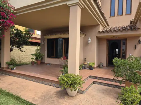 Chalet unifamiliar en Colonia San Miguel-Los Pinos