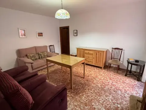 Piso en calle Alonso Ucles