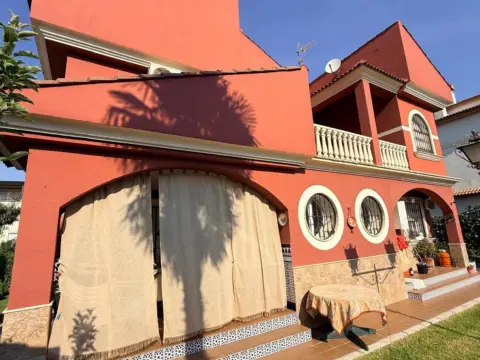 Chalet en calle de Don Juan de Borbón