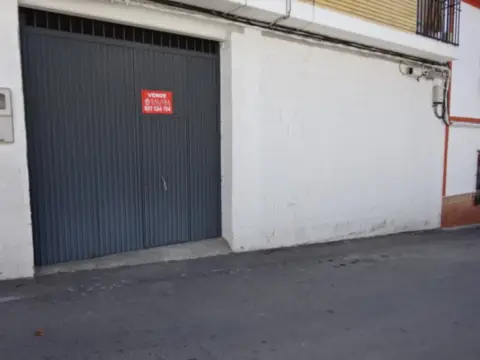 Local comercial en calle de la Atalaya, nº 7