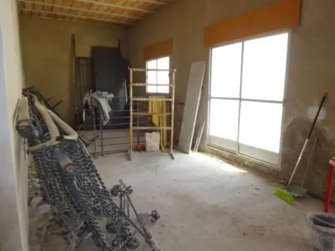 Local comercial en calle de la Atalaya, nº 7