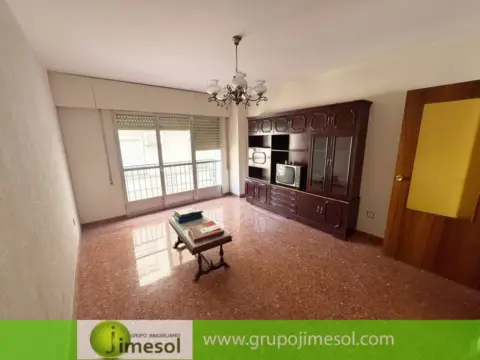 Piso en calle de Córdoba