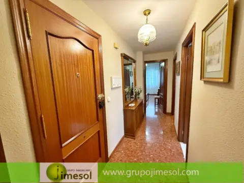 Piso en calle Alonso Uclés