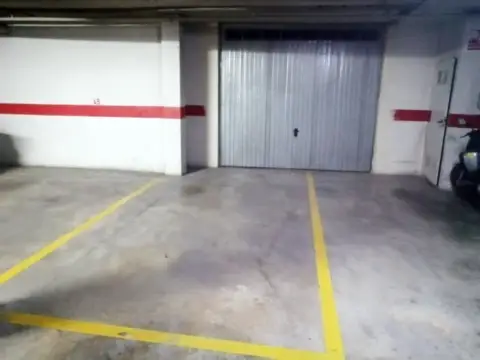 Garatge a Avenida José Solis