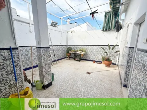 Casa en calle Acera Mío CID