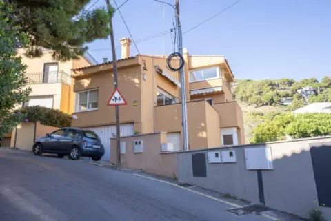 Single-family house in Carrer d'August Font