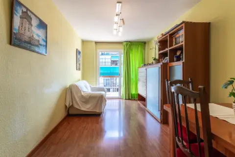 Piso en Avinguda de Can Serra