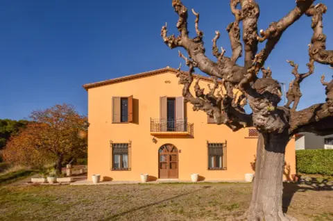 Casa unifamiliar en Carrer Indústria