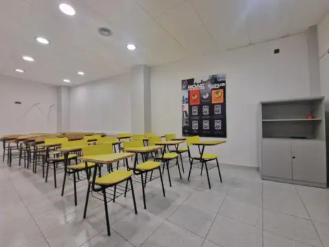 Local comercial en Ctra. de Vic-Remei