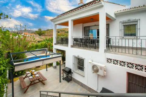 Pavillon à Urbanización de la Sirena, 13