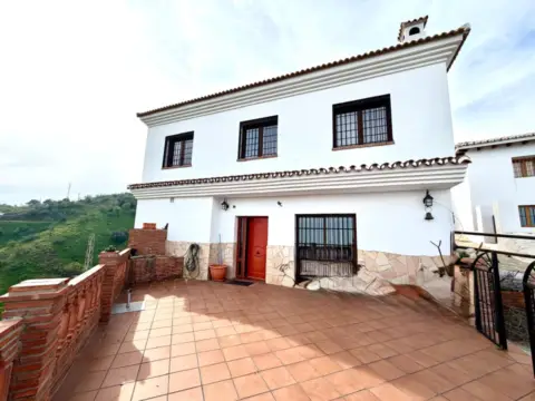Casa rústica en Los Vallejos