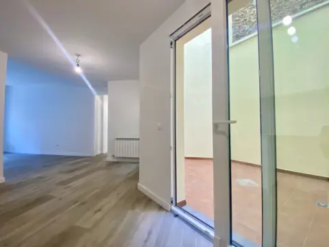 Piso en Avenida Sant Joan Les Abadeses, nº 33