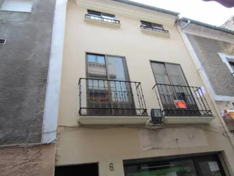 Edificio en calle Toro