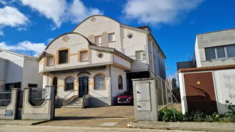 Nave industrial en calle de las Viñas