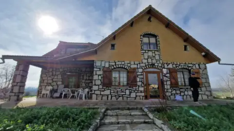 Chalet rústico en Carretera Ivanrey