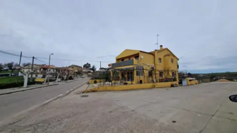 Edificio en calle de los Extramuros, 19