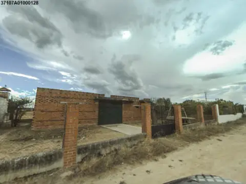 Terreno en Polígono 10