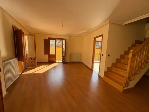 Dúplex en calle de Sánchez Arjona