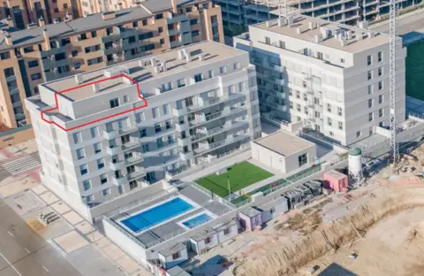 Ático en calle Cavanilles