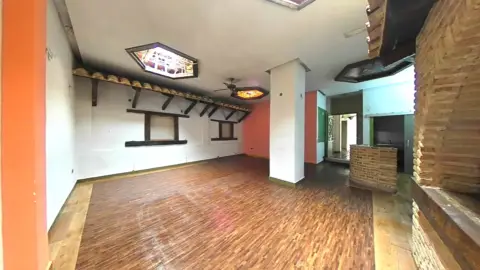 Local comercial en calle de Mariano Prieto