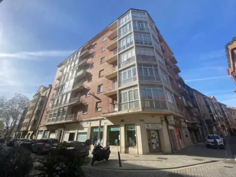 Piso en calle de la Encarnación