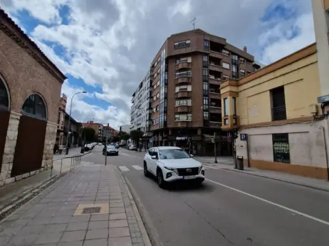 Piso en Avenida de Lope de Vega