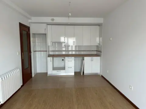 Apartamento en Avenida de Camino Viejo Valladolid