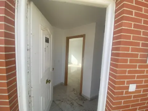 Casa adosada en calle Herrenes