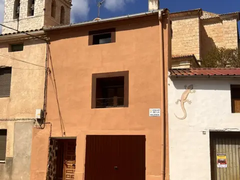 Casa en calle de la Iglesia, 5