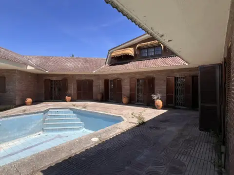 Chalet en calle de Manuel de Falla
