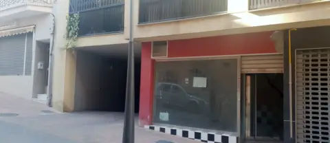 Local comercial en calle de Vicente Lunell