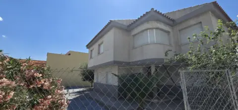 Chalet en calle Sierra de Tercia