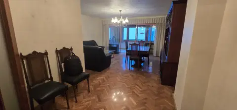 Piso en Avenida Juan Carlos I