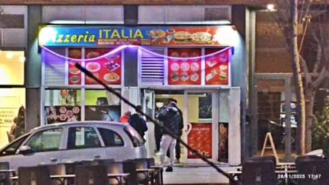 Local comercial en Rambla Rafael de Casanova, nº 9