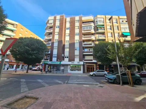 Piso en calle la Mata