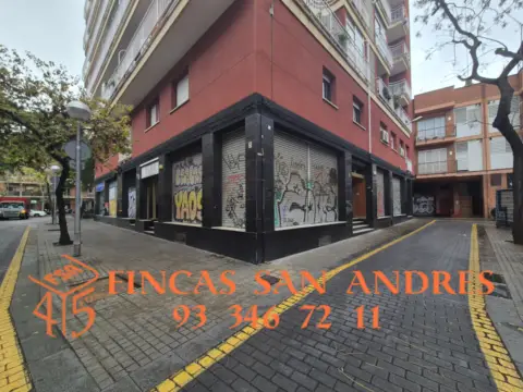 Local comercial en Carrer de Borriana, 1