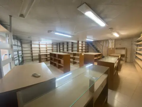 Local comercial en Rambla de Fabra i Puig