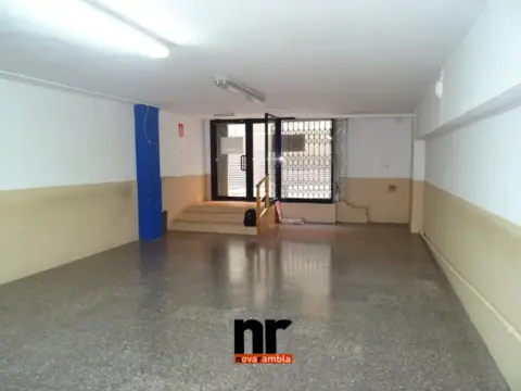 Local comercial en calle La Lluna
