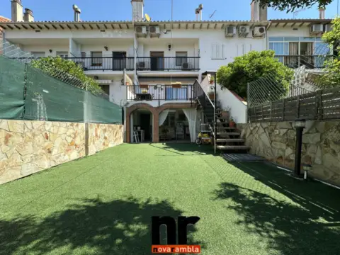 Casa adosada en Centre