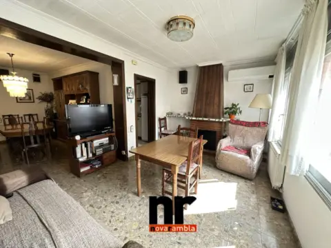Casa adosada en Mas Rampinyo-Carrerada-Mas Pomada