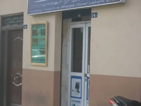 Local comercial en Avenida de la Duquesa Victoria