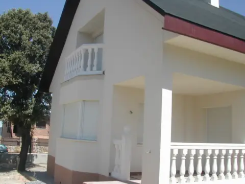 Chalet en calle de Colombia