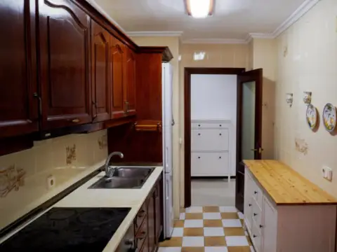 Piso en calle Victoria Domínguez Cerrato