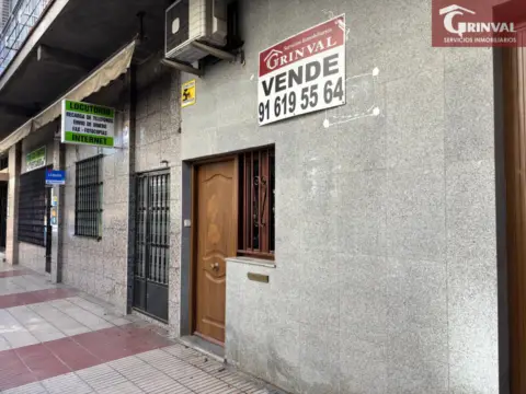 Local comercial en Plaza de San Juan de Covas