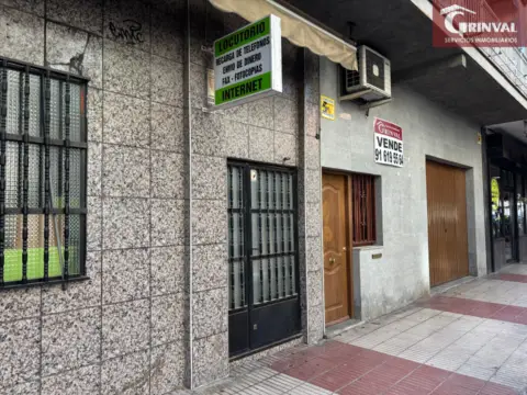 Local comercial en Plaza de San Juan de Covas