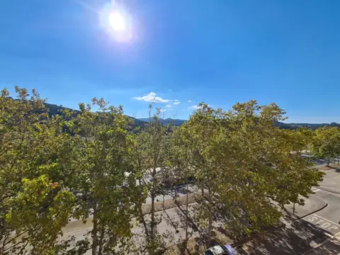 Piso en Canaletes-Turonet