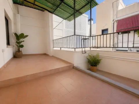 Piso en Prolongació de Santa Anna