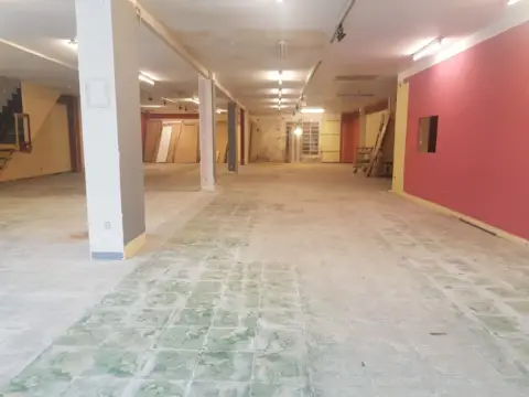 Local comercial en Camí Vell de Canovelles