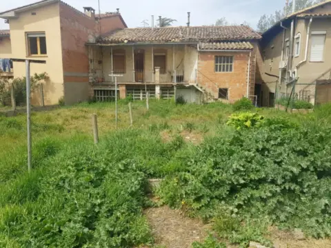 Casa en calle Tecla Sala