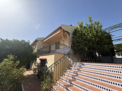 Chalet en Las Almenas